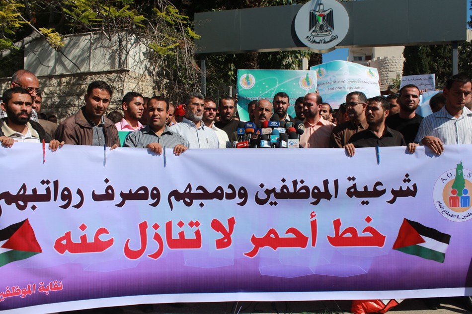 الغندور يؤكد على ضرورة دمج موظفي غزة وصرف مستحقاتهم
