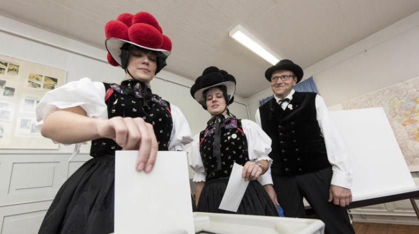 المحافظون الألمان يفوزون بالانتخابات التشريعية