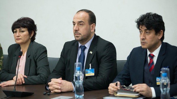 محادثات جنيف.. المعارضة تتمسك بهيئة انتقالية دون الأسد