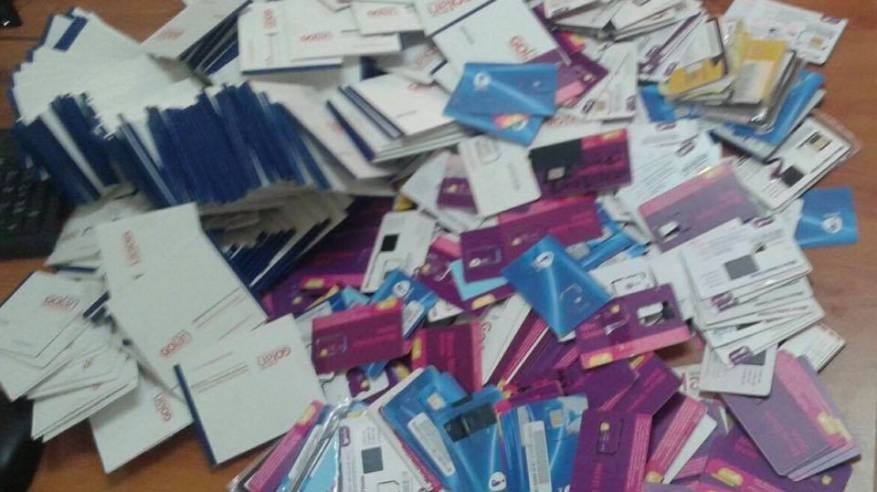 شرطة الخليل تضبط 380 شريحة اتصال إسرائيلية ممنوعة من التداول
