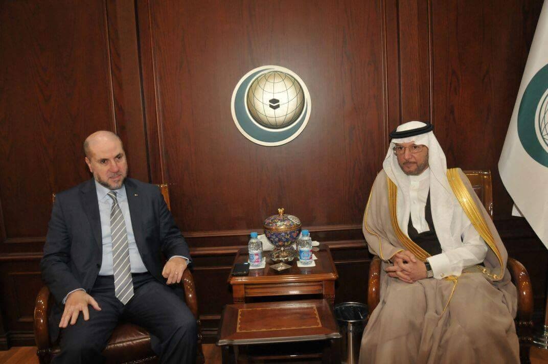 الهباش والعثيمين يبحثان آخر المستجدات على الساحة الفلسطينية