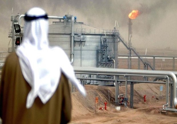 هل تنوي السعودية فرض حظر نفطي على المستهلكين الغربيين؟!