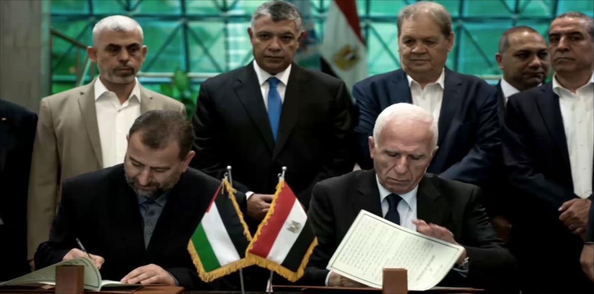 والتلاحم بين الجماهير والقيادة