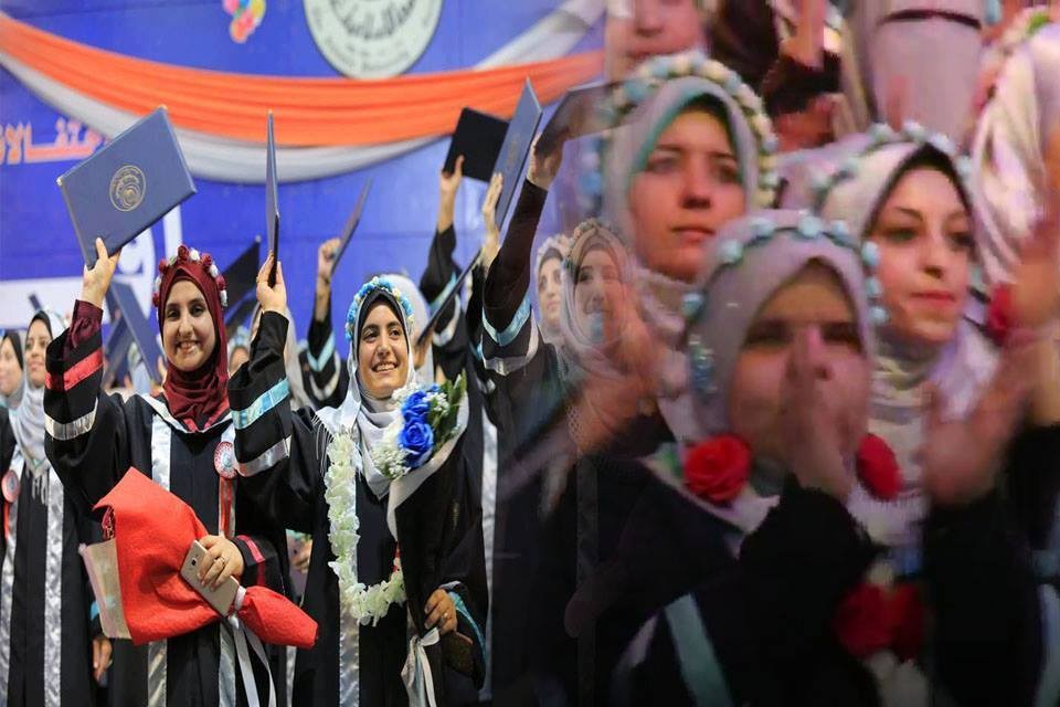 بعد تخرجها من الجامعة