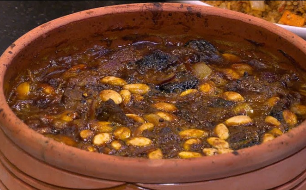 طاجن اللحم بالقراصيا