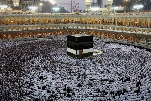 الكشف عن أسماء حجاج الضفة ضمن زيادة المكرمة السعودية