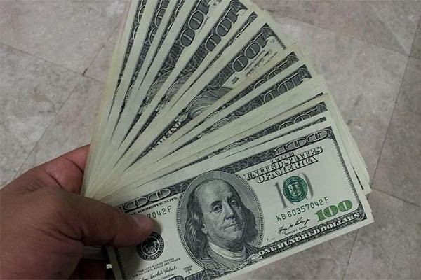 مسؤول "إسرائيلي" يتحدث عن مساعدات الدول الأوروبية لغزّة