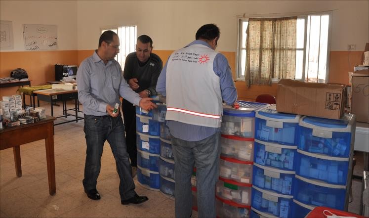 حقوقيون يطالبون حكومة الوفاق بتوريد الأدوية والمستلزمات الطبية لغزة