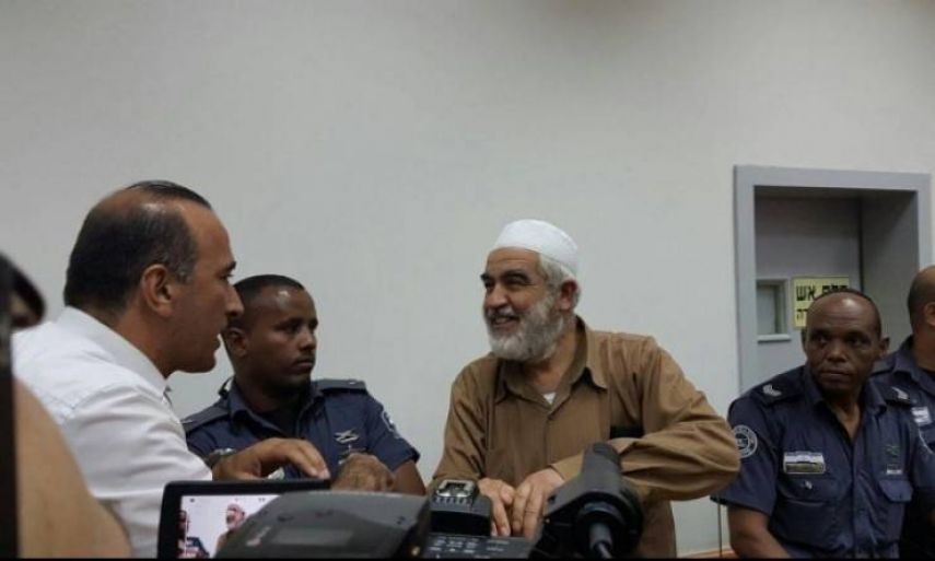 الاحتلال يتهم الشيخ "صلاح" بالتحريض وخدمة المرابطين
