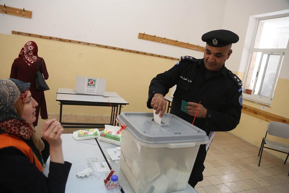 إغلاق مراكز الاقتراع للانتخابات المحلية الساعة السابعة