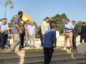 بقيادة المتطرف "غليك".. مئات المستوطنين يقتحمون المسجد الأقصى