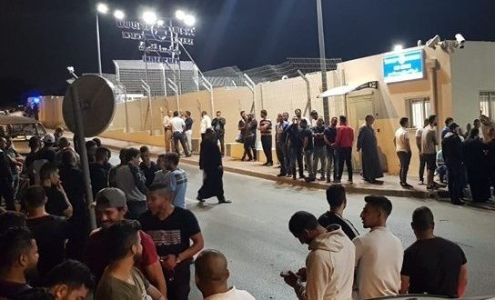 اعتصام رفضا لمواصلة احتجاز واعتقال أحد وجهاء القدس