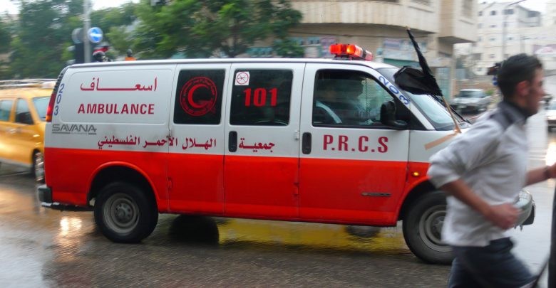الاحتلال يطلق النار على سيارة إسعاف شمال البيرة