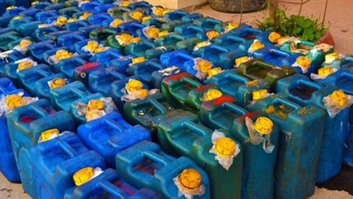 ضبط 6000 لتر سولار مهرب وماكنات تعبئة شمال القدس