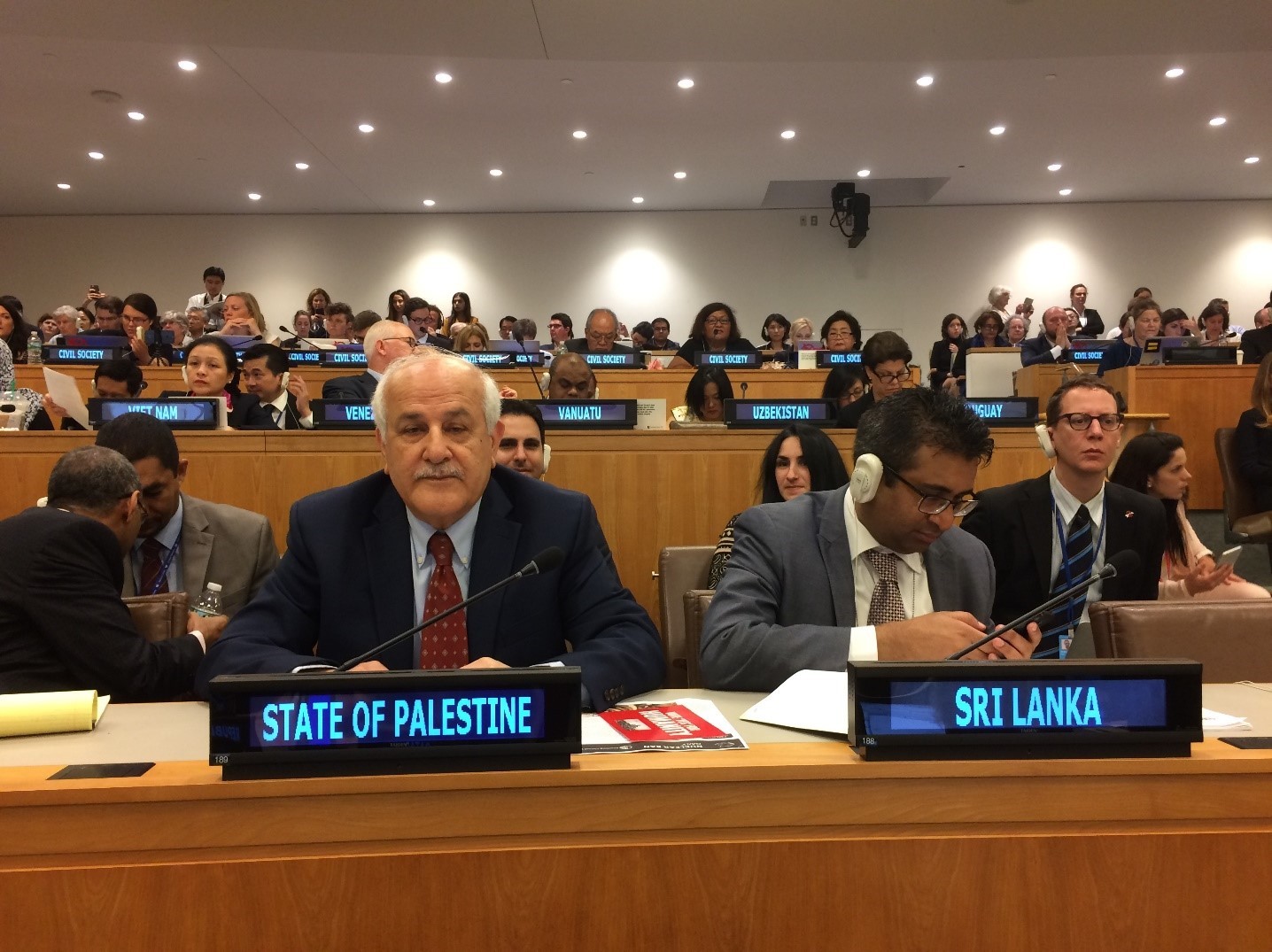 بالصورة: فلسطين تصوت لصالح معاهدة ملزمة لحظر انتشار الأسلحة النووية