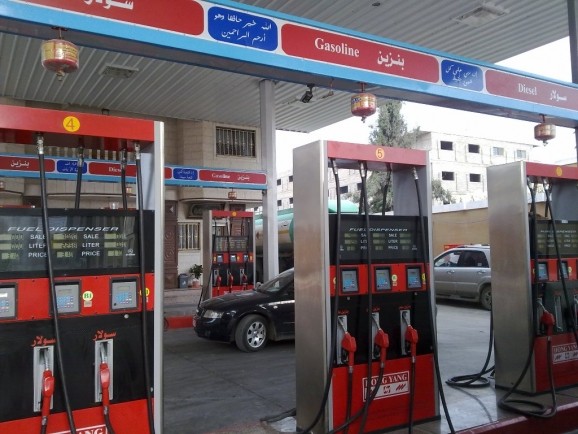 الهيئة العامة للبترول تكشف أسباب نقص كميات الوقود الواردة للمحطات