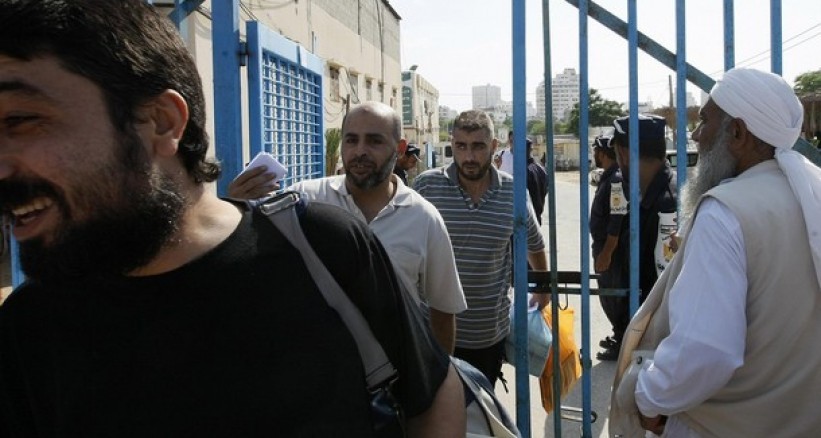 سلطات الاحتلال تعرقل زيارة أهالي الأسرى رغم اتفاق الإضراب