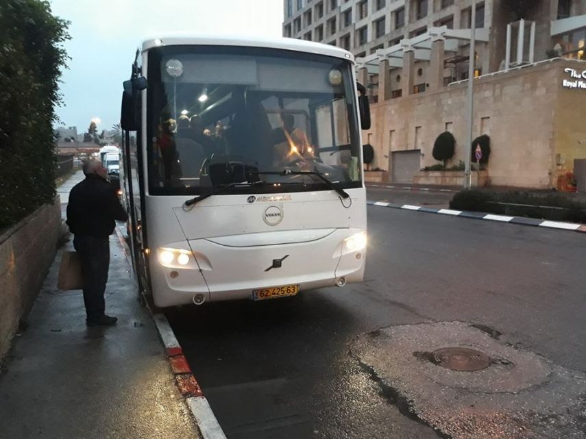  أهالي الأسرى الأشبال يزورون أبناءهم بسجن "مجدو" في القدس