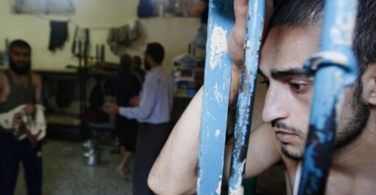 وزارة الأسرى: في عيد الفطر السعيد نستحضر معاناة أسرانا وحرمانهم من أجواء العيد المبارك