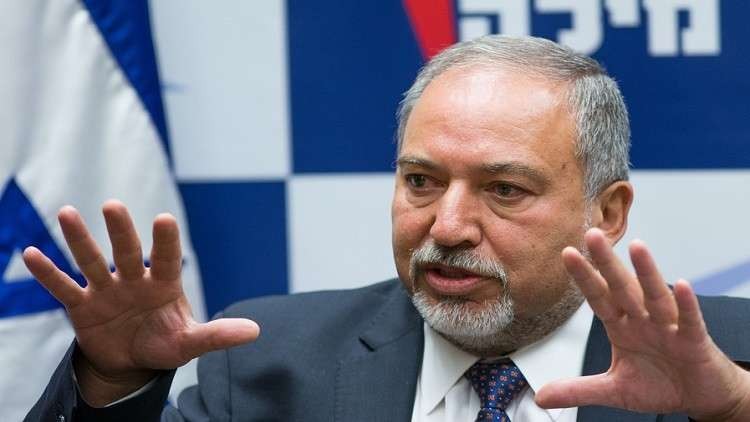 ليبرمان يشن هجومًا على نتنياهو