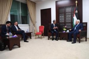 الرئيس يطلع المبعوث الياباني على آخر نتائج التحركات السياسية