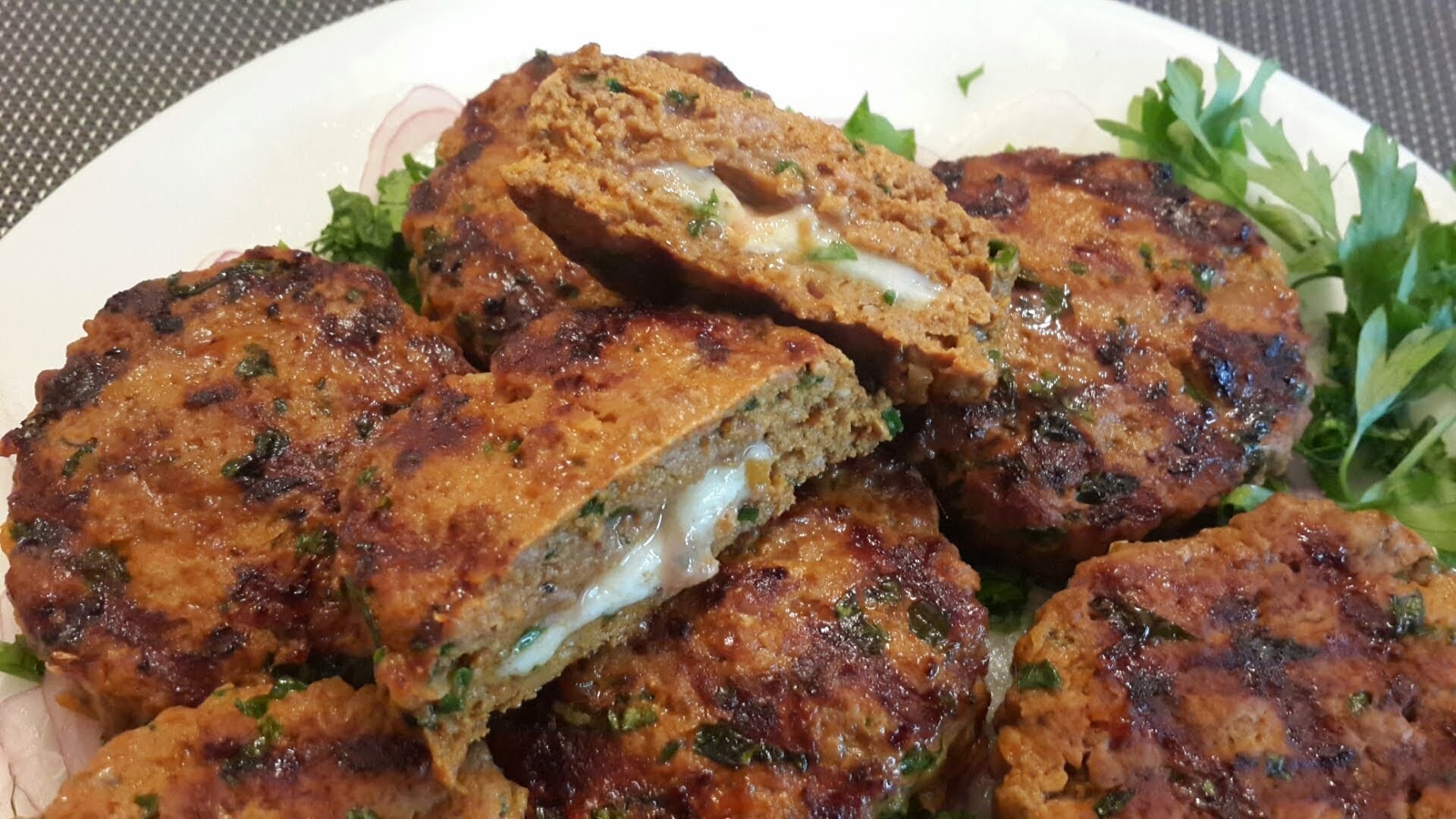 أقراص الكفته المحشية