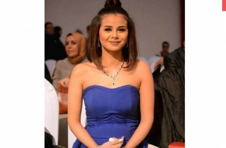 بالفيديو : منة عرفة تصدم الجميع بعمرها الحقيقي!