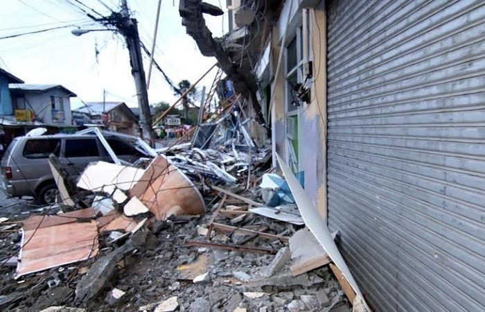 نزوح سكان في منطقة طالها زلزال وسط الفلبين 