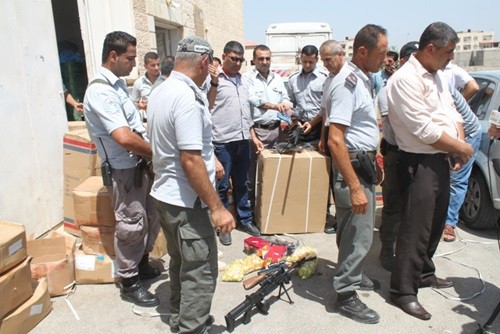 إحالة تاجرين للنيابة العامة لمكافحة الجرائم الاقتصادية بالضفة