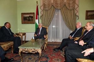 الرئيس يبحث مع وزير الخارجية المصري آخر مستجدات القضية الفلسطينية