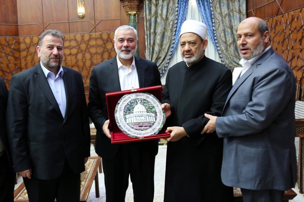 برئاسة هنية 