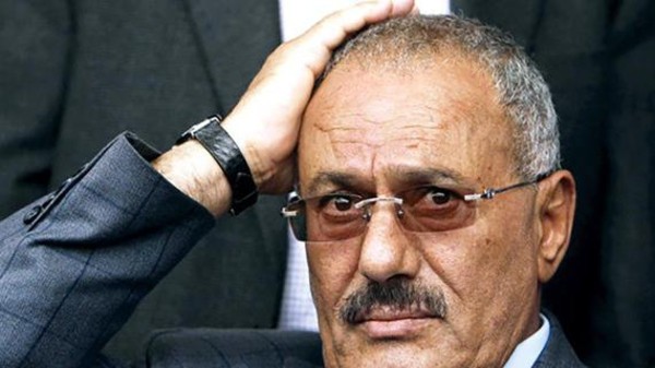 قيادي حوثي يهدد بفضح حروب واغتيالات صالح