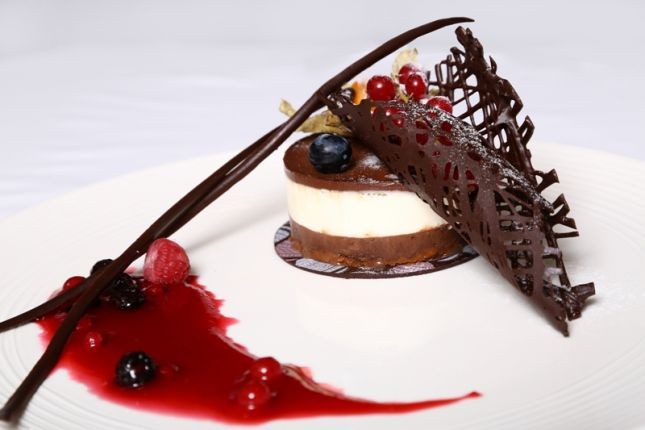 طريقة تحضير "كيك كريما الجبن" بالشوكولاتة الهش