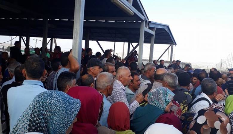 تجار  جنين يغلقون حاجز "الجلمة" ويعلنون الإضراب التجاري