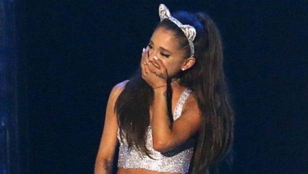 هذه هي نجمة حفل مانشستر الدامي.. تفوّقت على بيبر وسيلينا غوميز!