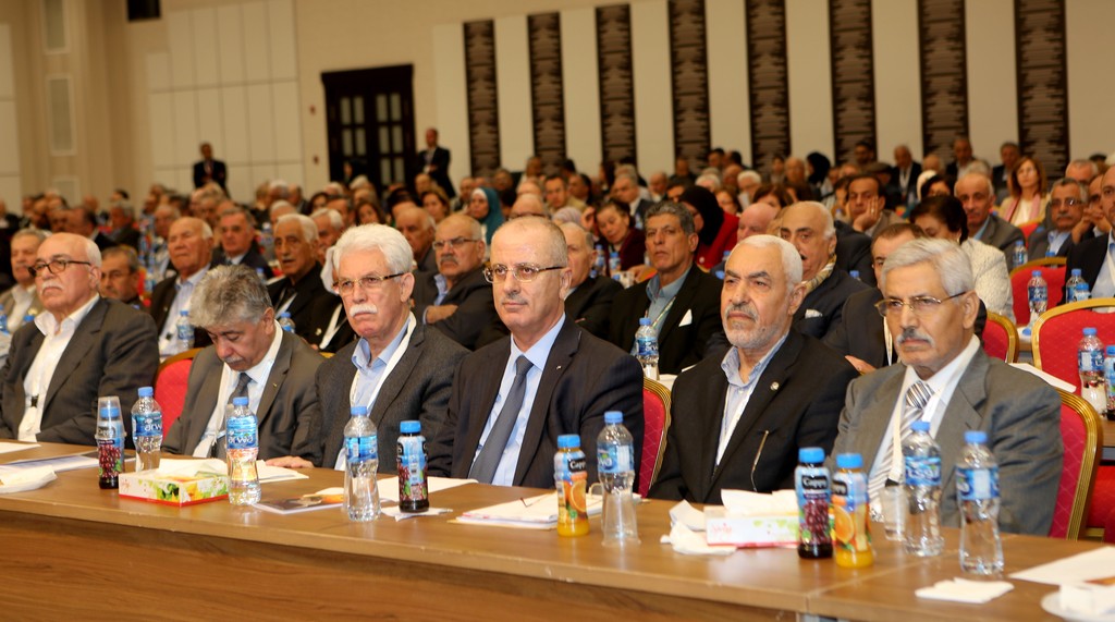 عضو بمركزية "فتح"  يكشف ما سيبلغه وفد الحركة لمصر بشأن التهدئة