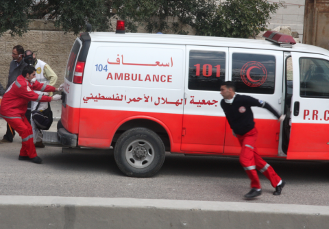 شرطة ونيابة الخليل تحققان بوفاة طفلة في ظروف غامضة