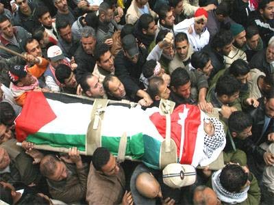 استشهاد شاب متأثرًا بجروح أصيب بها بمسيرات العودة شرق رفح