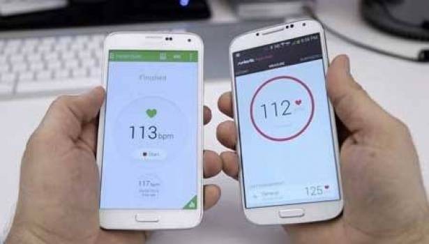 وجّه الهاتف على عنقك لدقيقتين.. وهذا ما سيكشفه لك