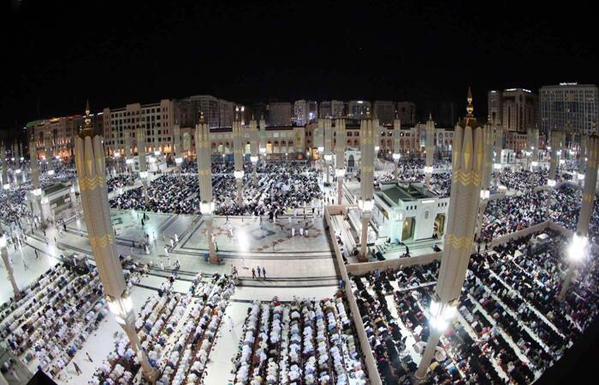 بالفيديو : ما هى ال 10 أماكن التى لا يجوز الصلاة فيها أبدا ؟