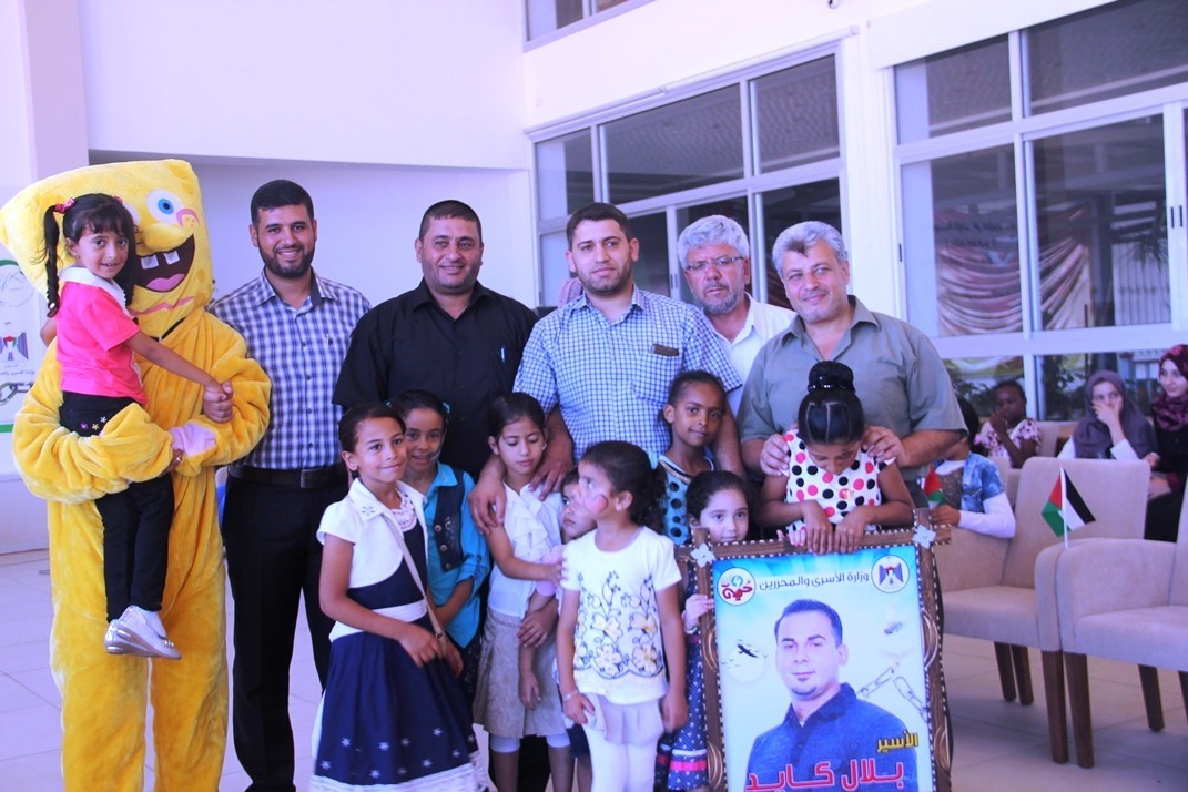 يوم طبي وترفيهي لعائلات وأطفال الأسرى في قلقيلية