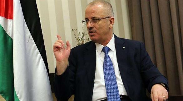 رئيس الوزراء يعزي ذوي الفقيد السفير أبو دقة