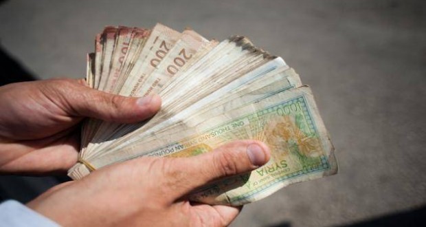 الرئيس السوري يقرر زيادة رواتب العسكريين بنسبة 30%