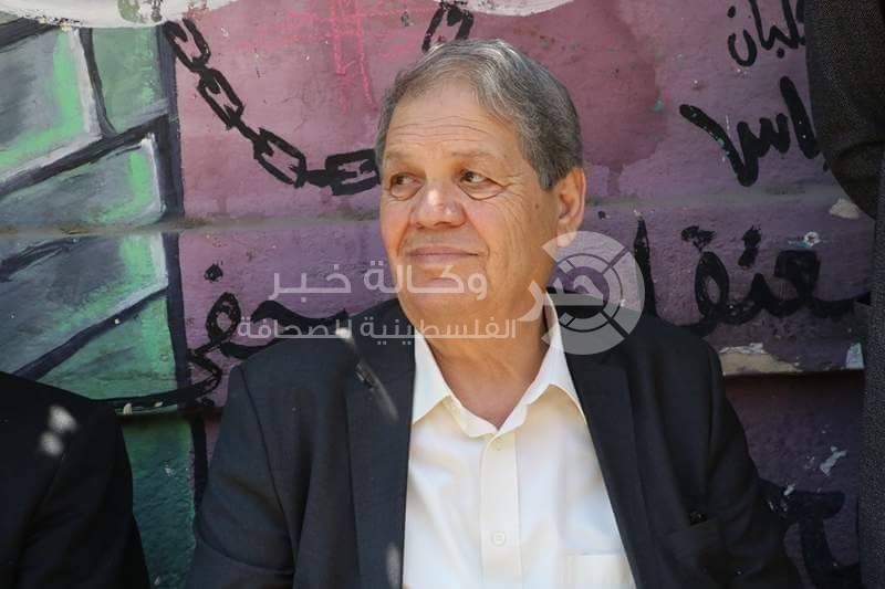 وكالة "خبر" تُهنئ عضو مركزية حركة "فتح" روحي فتوح بزفاف نجله 