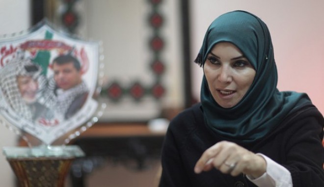 "فتا" برئاسة د. جليلة دحلان تعلن عن منحة مالية للطلبة الجدد في جامعات غزّة