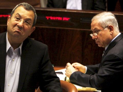 باراك: نتنياهو يقود "الصهيونية" نحو منزلق خطير يهدد وجودها