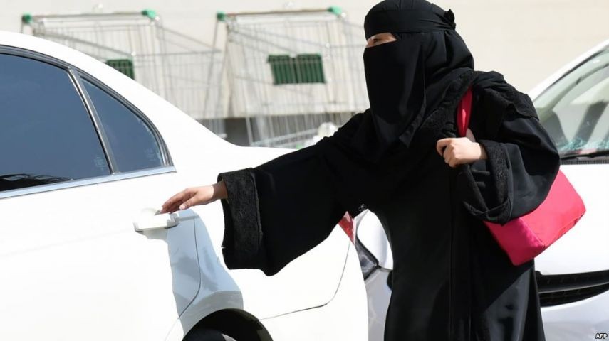 "الأورومتوسطي" يرحب بقرار السعودية السماح للنساء بقيادة السيارات