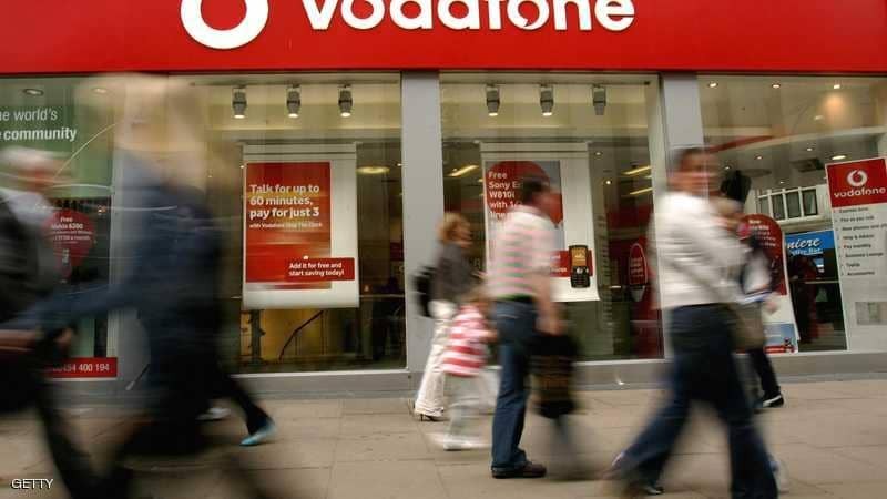 بعد اختراق 667 ألف هاتف.. العملاء هم السبب