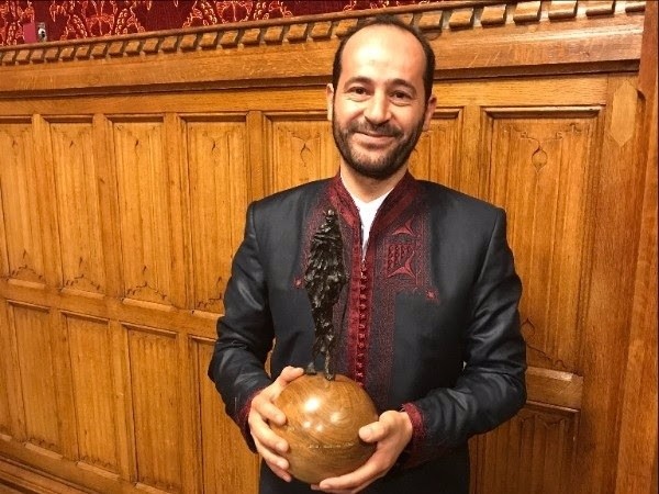 فوز رمزي أبو رضوان بجائزة غاندي للسلام 2017