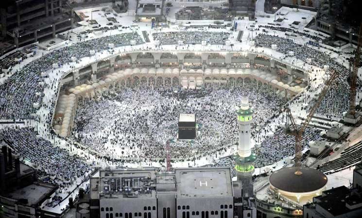 مليونا مصلٍ بالحرم المكي ليلة 27 رمضان